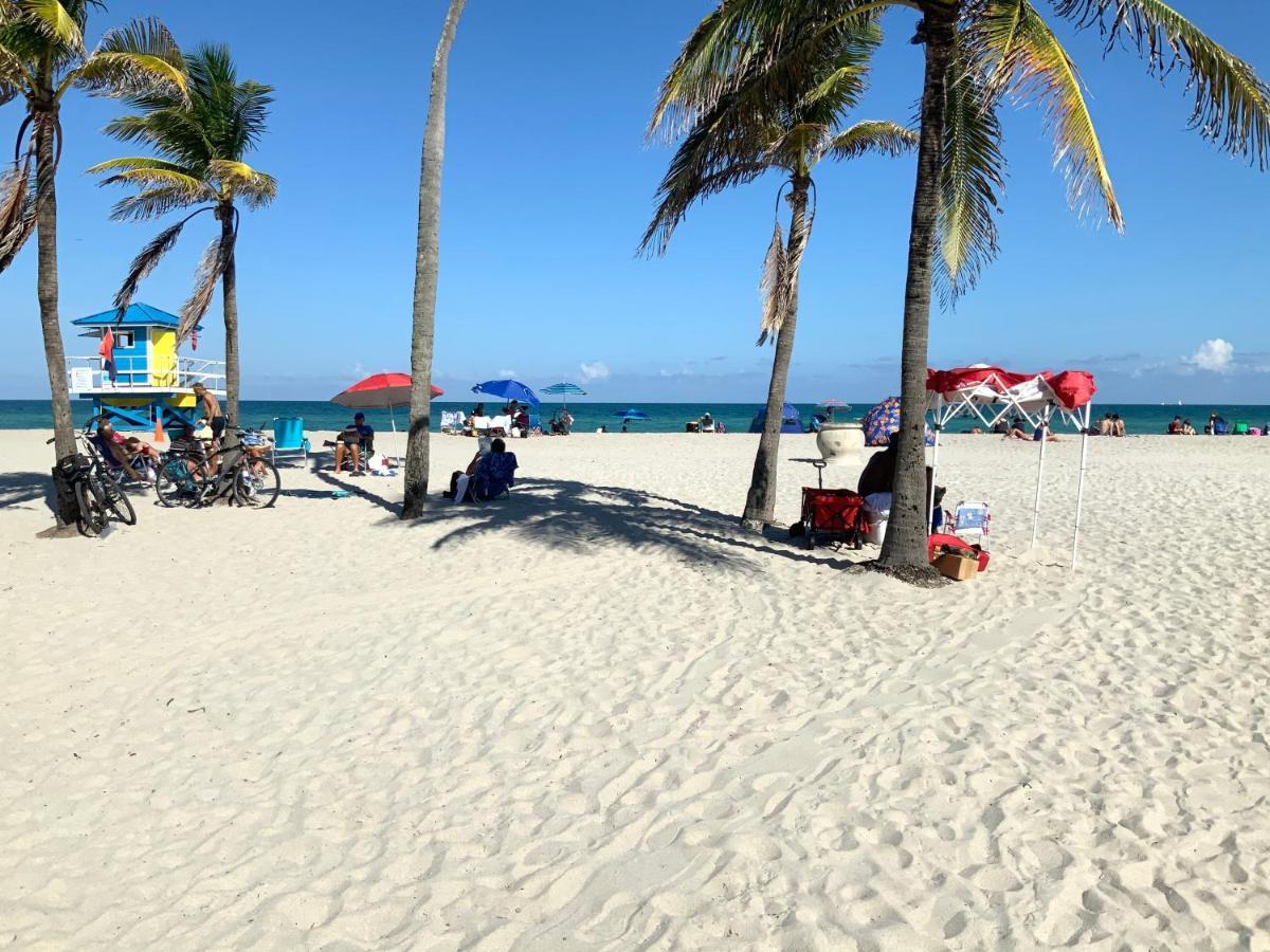 Hollywood Beach Apartments - Walk To The Beach Luaran gambar